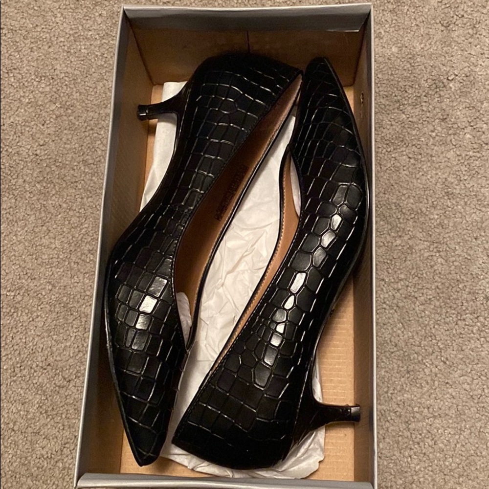 Vionic Kitten Heel